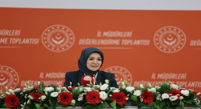 Bakan Göktaş, Özbekistan Aile ve Kadın Komitesi Başkanı Parpibayeva ile görüştü