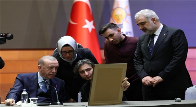 Cumhurbaşkanı Erdoğan dan Fatma Sevim Baltacı için AK Parti İl Başkanlığına taziye ziyaret