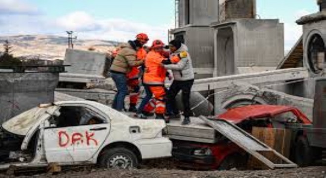 İnsani Yardım Tugayı’ndan Deprem Senaryolu Tatbikat