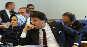 Aydemir ABD'nin Avrupa'daki Müdahalelerini değerlendirdi